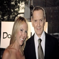 Тони Рандал и съпругата му Хедър в откриващата нощ на филмовия фестивал в Трибека, Ню Йорк, 5062003.